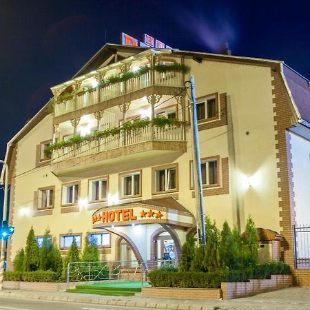 Hotel Darina Târgu-Mureş Zewnętrze zdjęcie