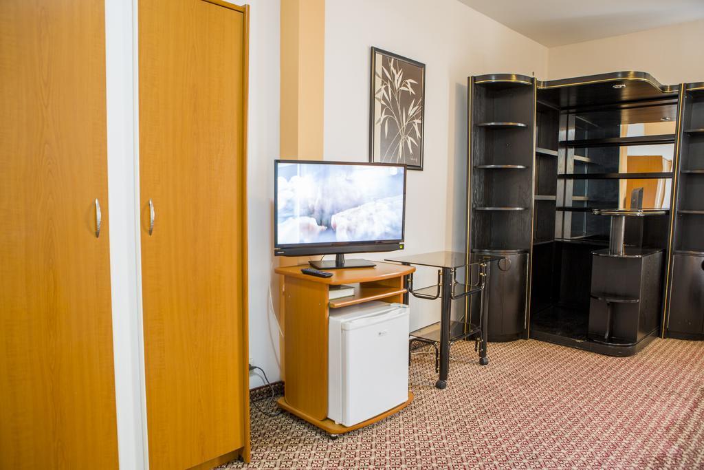 Hotel Darina Târgu-Mureş Zewnętrze zdjęcie
