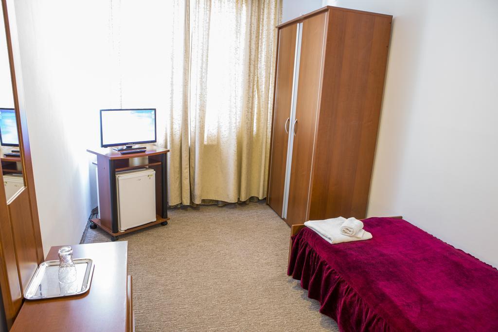 Hotel Darina Târgu-Mureş Zewnętrze zdjęcie