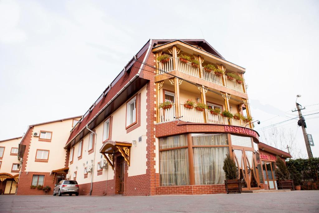 Hotel Darina Târgu-Mureş Zewnętrze zdjęcie